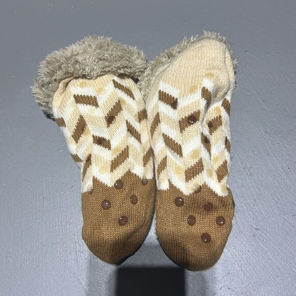 Thick Fuzzy Socks - Picture 3 of 3